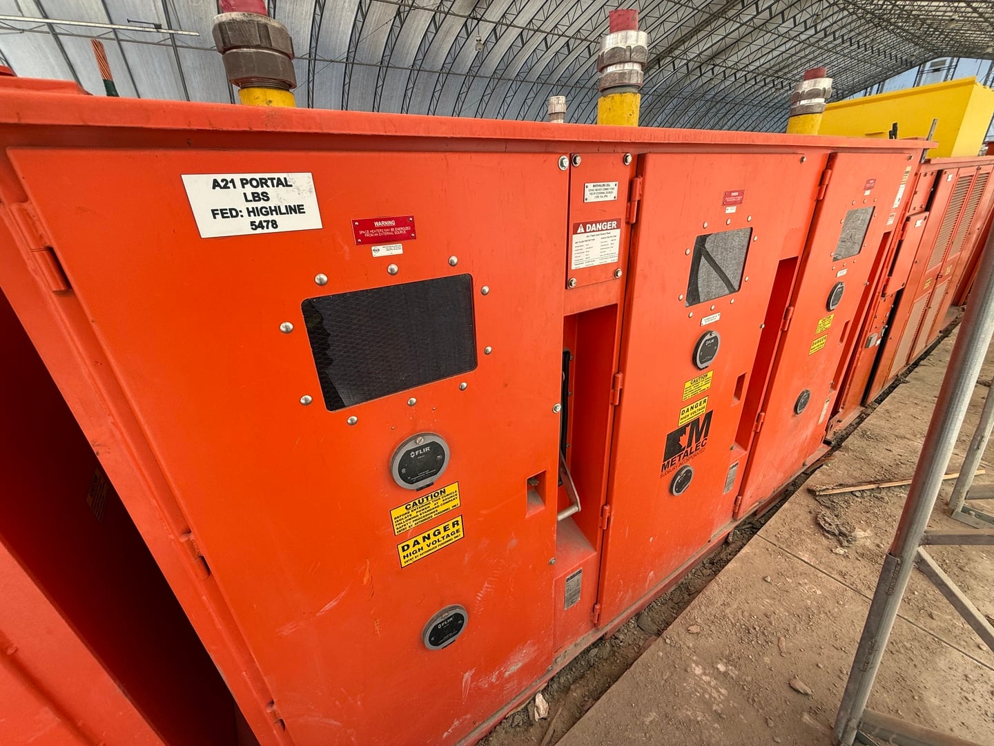 600 Amp. Metalec, Load Break Switch, triple-unit, 13,800 Volts, 3PH, 2018, (2 available) - Image 1