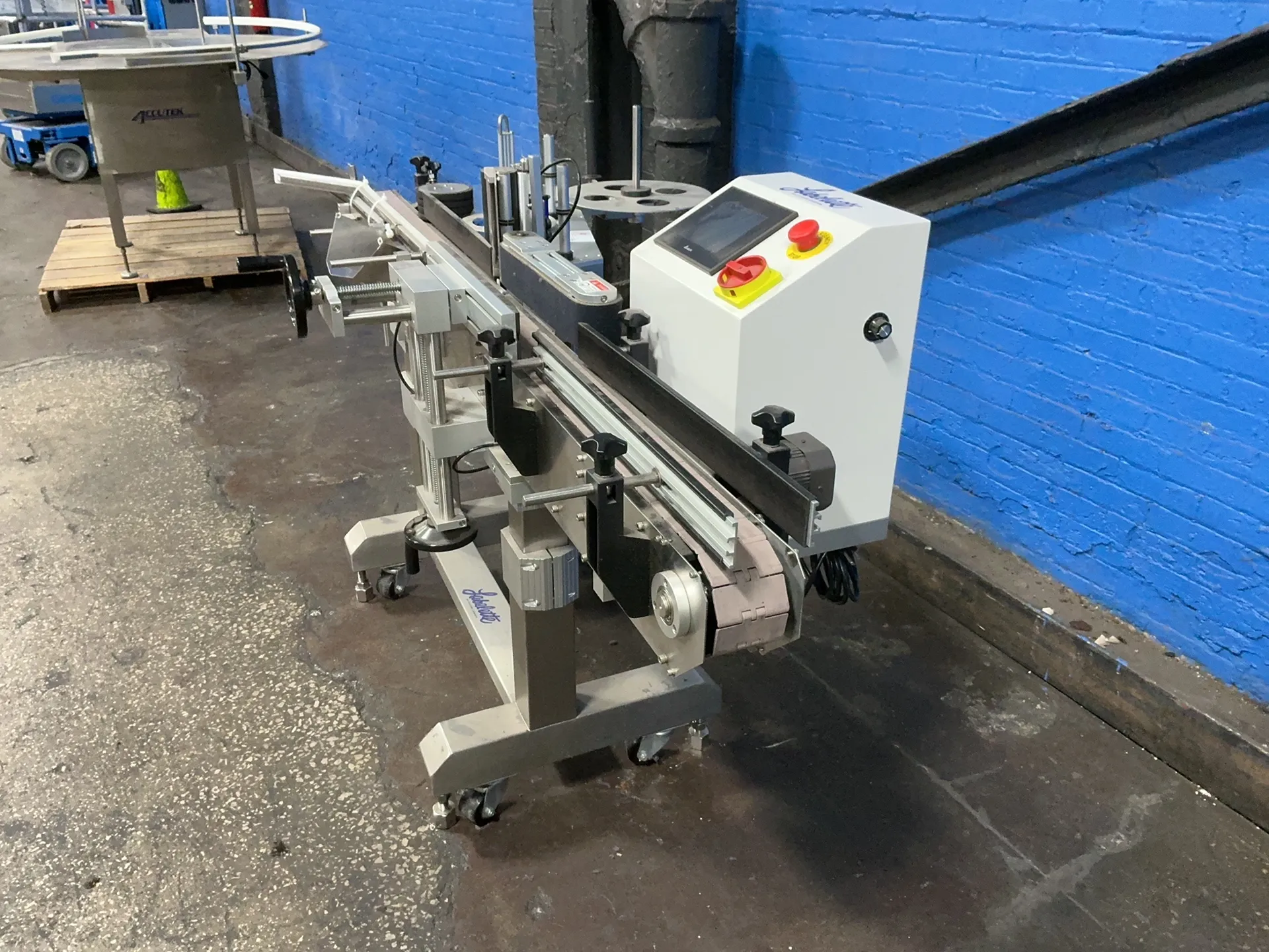 Accutek #24-APS-106A, labeling machine, 3" x 72" conveyor, Labelette controller, 3 A, 110 V., 2020 - Image 3