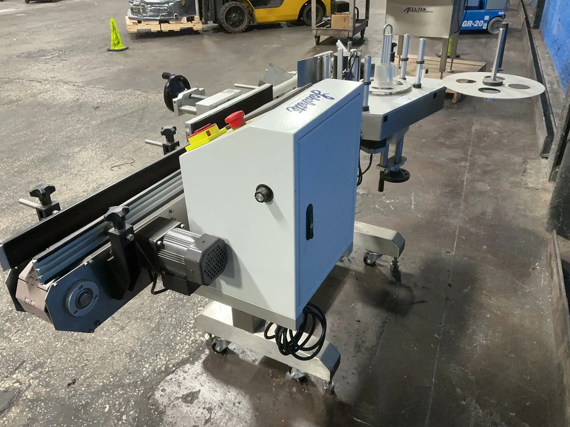 Accutek #24-APS-106A, labeling machine, 3" x 72" conveyor, Labelette controller, 3 A, 110 V., 2020 - Image 4