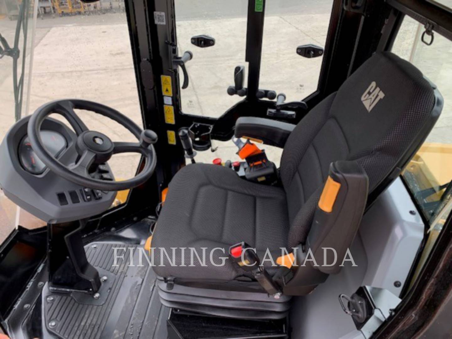 Caterpillar CS10-01, Compactor, 124 hours, S/N: 6GV03600, 2025 - Image 7