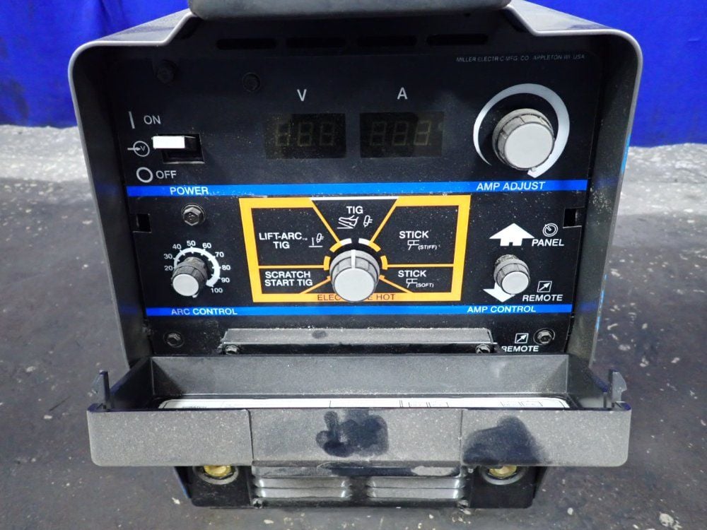 300 Amps, Miller #XMT-304, welder, 7.98/11.5 KW, 230/460 V. - Image 2