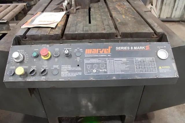18" x 22" Marvel #Series-8-Mark-III, vertical band saw, 18" x 14-1/2" @ 45°, 33" x 24" table, 1.25" x 15' 4" - Image 3