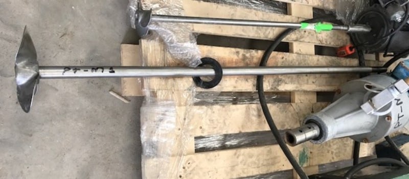2 HP Clamp-On Mixer, 230/460 V., 1740 RPM, 200/400, stainless steel shaft ~3' 6" L, 6" dia. - Image 2