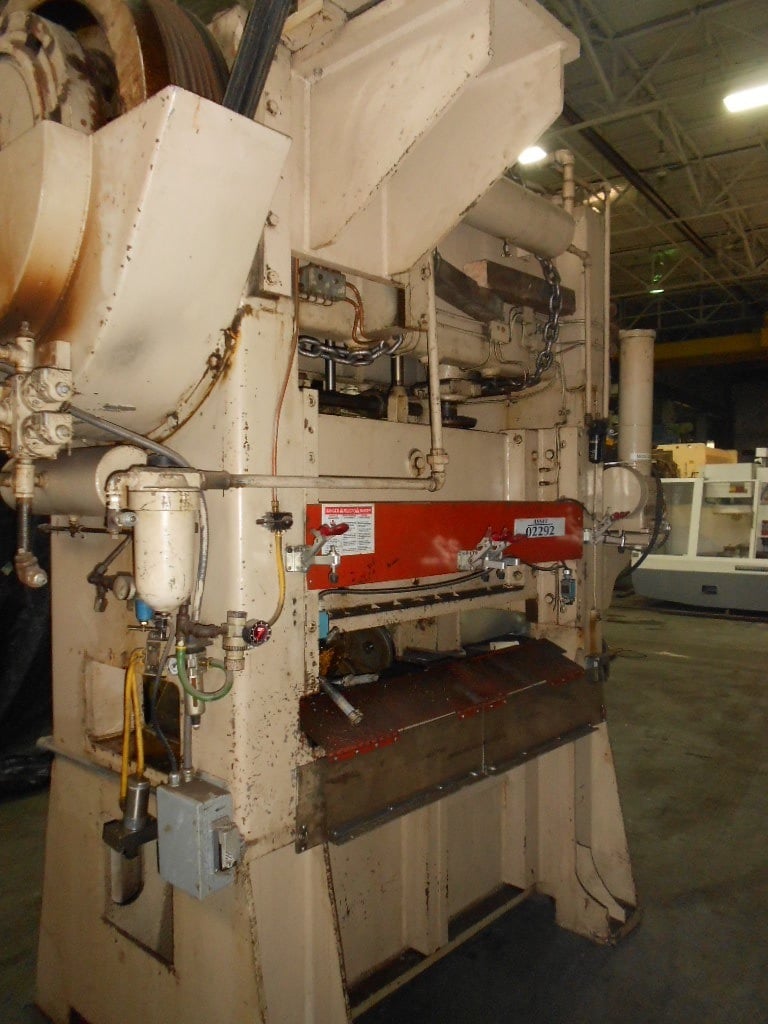 100 Ton, Clearing, straight side double crank press, 1-1/2" stroke, 10 HP, air clutch & brake, Farval - Image 2
