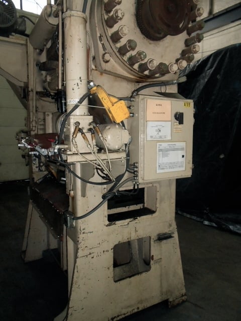 100 Ton, Clearing, straight side double crank press, 1-1/2" stroke, 10 HP, air clutch & brake, Farval - Image 3