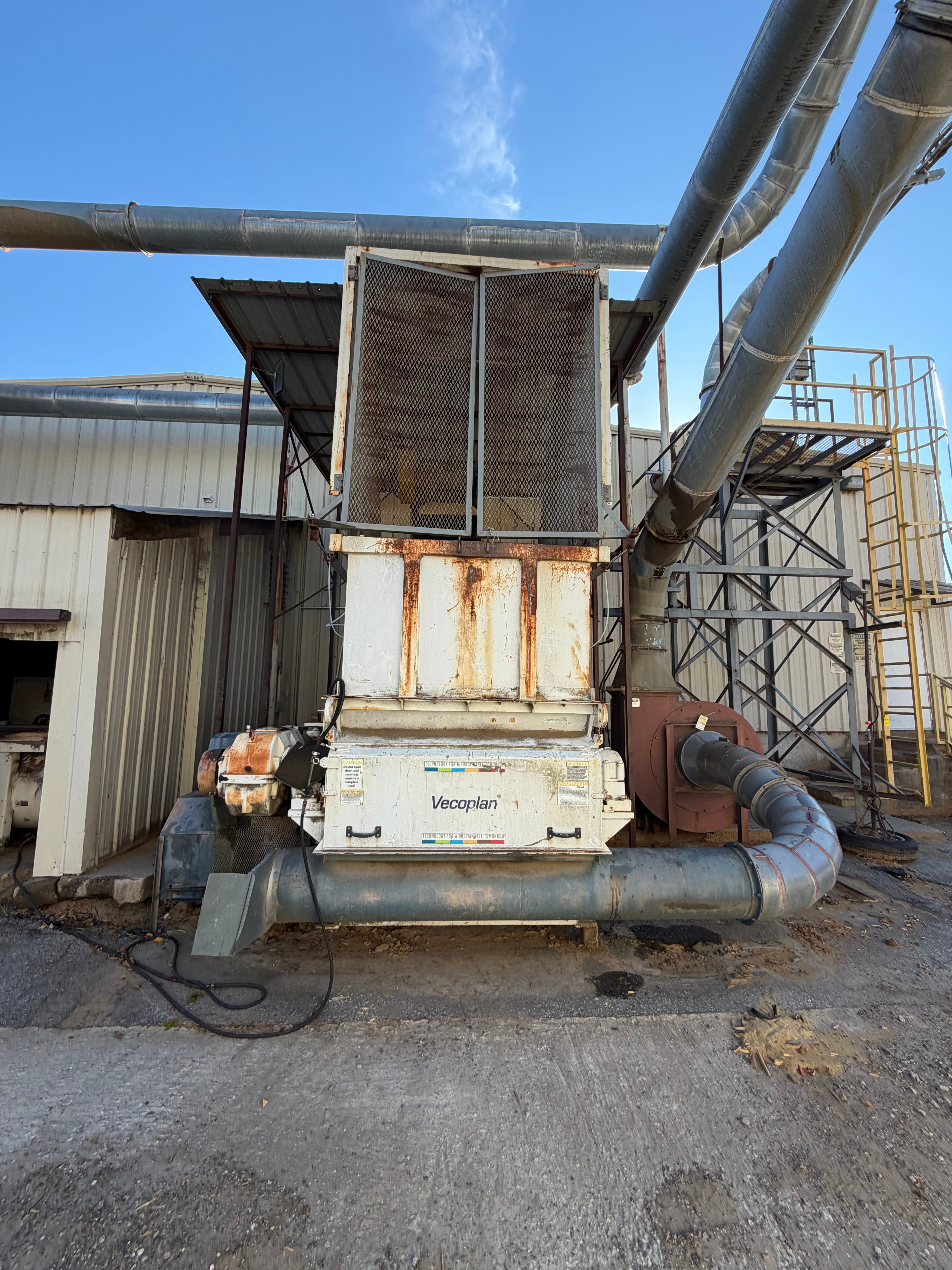 Vecoplan #RETECH-RG62-150, Wood Grinder, 62" rotor, 150 HP, heavy duty gearbox, infeed conveyor, 2016 - Image 4