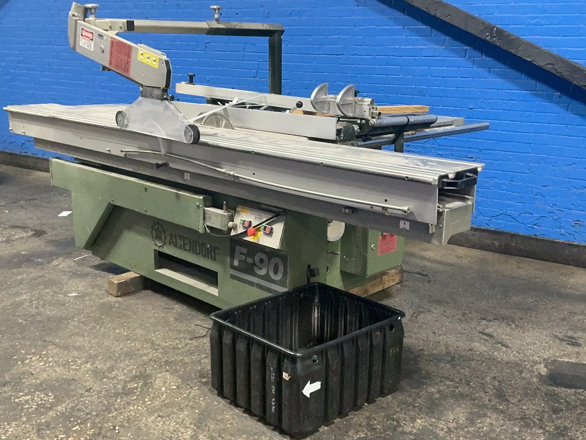 Altendorf #F-90, sliding table panel saw, 12" blade, 12" x 129" table - Image 2