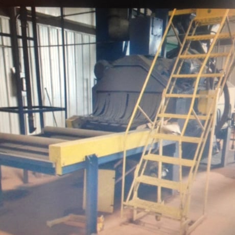 Wheelabrator structural blaster, 48" W x 20" H opening, roll conveyor - Image 1