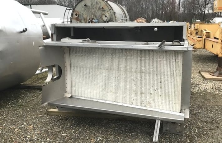 1300 gallon Stainless Steel, 5' x 5' x 7' 3" length, side open, sanitary - Image 6