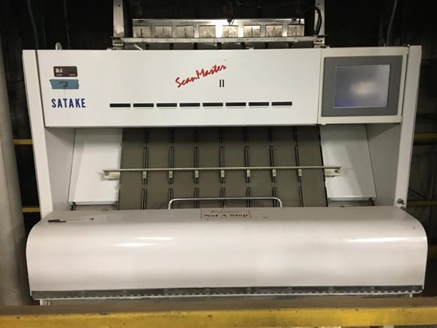 Satake #SMII color sorter, optical, used - Image 1