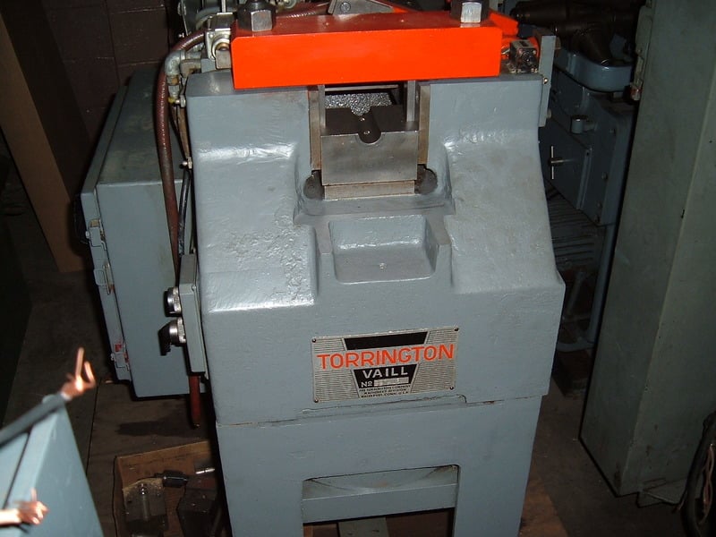 1/4" -2" Torrington Vaill #220, end forming machine, 4" stroke, air operated, 110V. 1 phase - Image 1