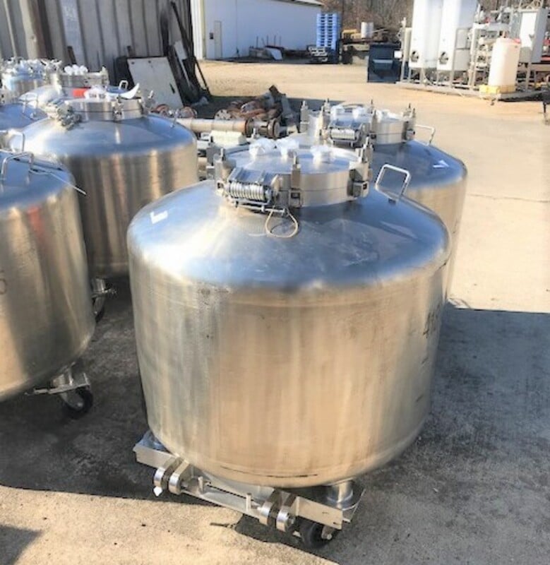 190 gallon Dairy Craft, portable totes / vacuum vessels, 42" diameter x 26" T/T, 25 psi @ 300&deg;F, 1.5" CBO - Image 1