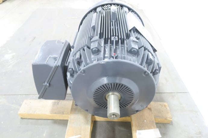 350 HP 1785 RPM U.S. Motors, Frame 5807S, TEFC, 1.15 service factor, unused, 4000 Volts - Image 3
