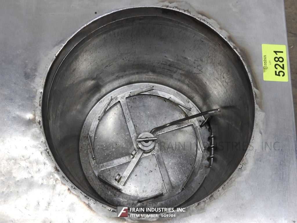 Peters, cream hopper, 35 gallon Stainless Steel storage tank / hopper with rotating sweep and paddle agitation - Image 2