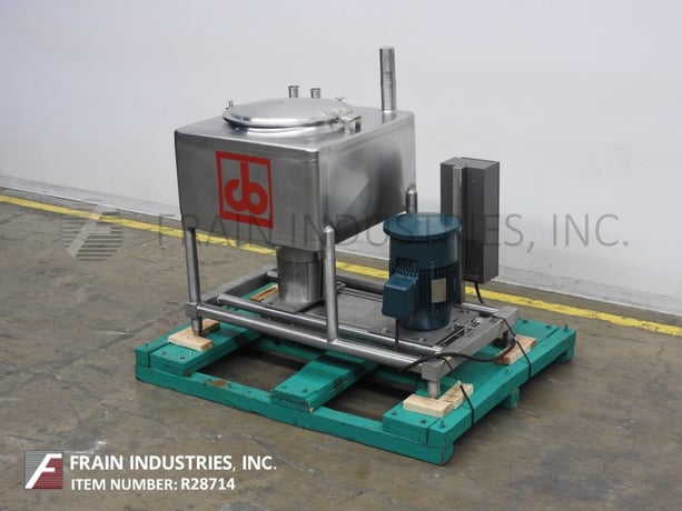 Cherry Burrell, 100 gallon, 304 Stainless Steel, liquefier, 24" OD top man way with flip up bolt down cover - Image 1