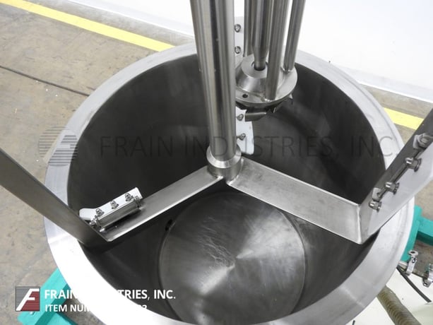 Ross #CDA50, 304 Stainless Steel vertical jacketed mixer, 50 gallon, full vacuum, 2" ball valve discharge - Image 2