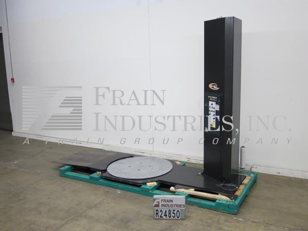 350 gallon APV Crepaco #CCA, 304 Stainless Steel jacketed & insulated process tank, 48" diameter with a 40" - Image 1