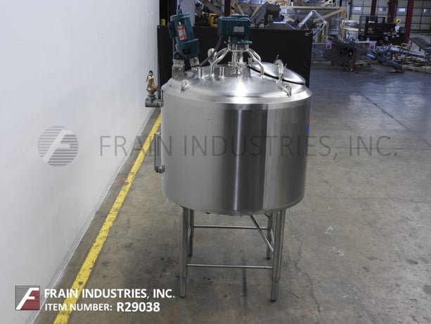 350 gallon APV Crepaco #CCA, 304 Stainless Steel jacketed & insulated process tank, 48" diameter with a 40" - Image 4