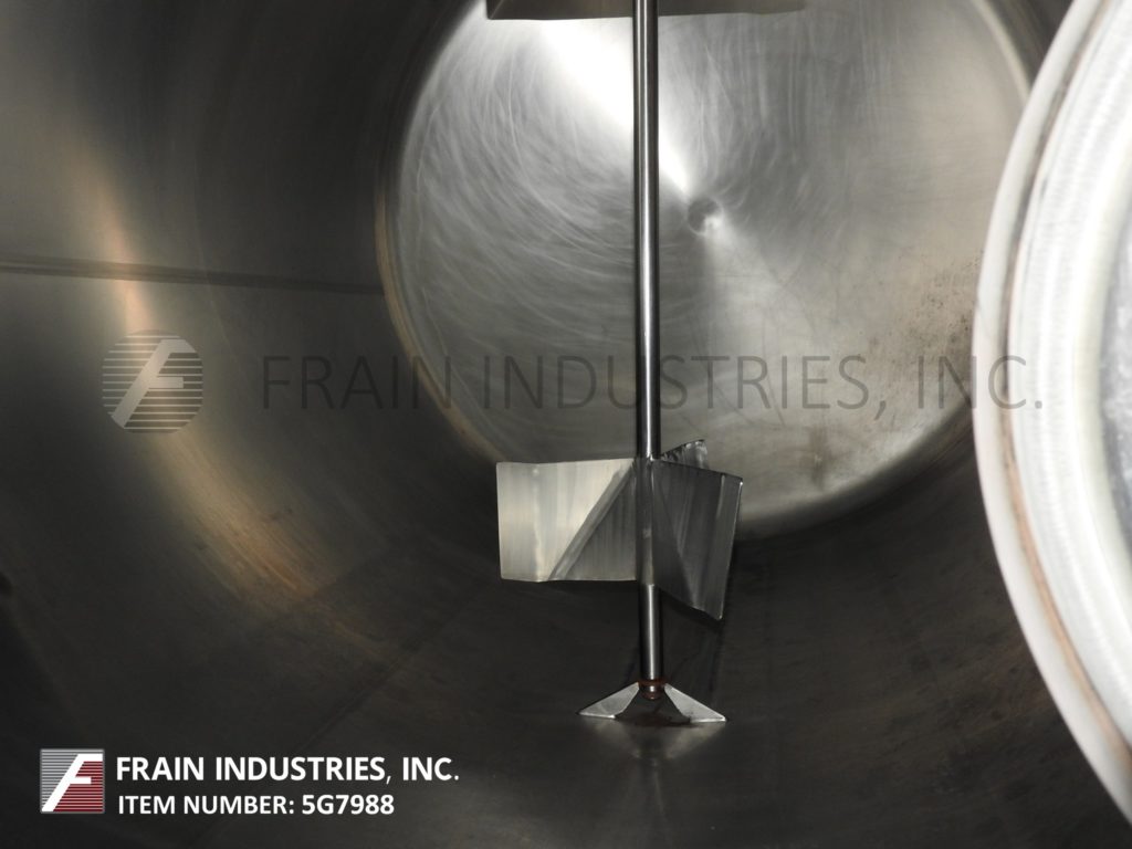 2800 gallon Cherry Burrell, 304 Stainless Steel insulated horizontal tank, 84" diameter x 120" straight side - Image 2