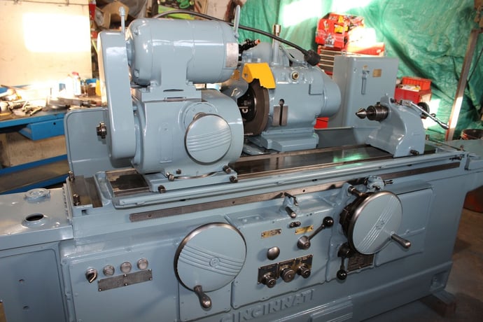 12" x 36" Cincinnati Filmatic, 12" swing, 36" centers, 12" x1" x5" grinding wheel, 14" max.grind wheel - Image 4
