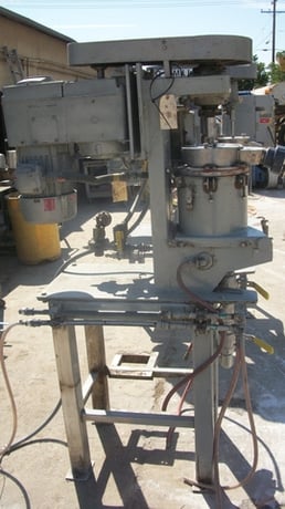 Union Process #Q1, 304 Stainless Steel attritor mill, jacketed, 2 HP, 9" diameter x 8-1/2" deep, 2-piece top - Image 5