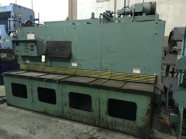 1/4" x 10' Allsteel, hydraulic shear, 40" front operated power back gauge w/readout, 6' squaring arm, 25 HP - Image 2