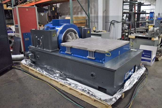 12 KIP (53.4 kn), ITS #5400, vibration system with slip table - Image 4