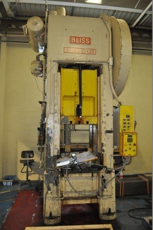 150 Ton, Bliss #S1-150-27-33, SSSC, 12" stroke, 22" Shut Height, 3.5"powered ram adj.,air cooled & brake - Image 1