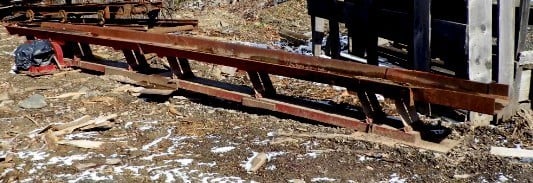 18" wide x 22' long, Vibratory conveyor, 5 HP, 260/480 V. 3 phase 60 Hz electric motor - Image 1