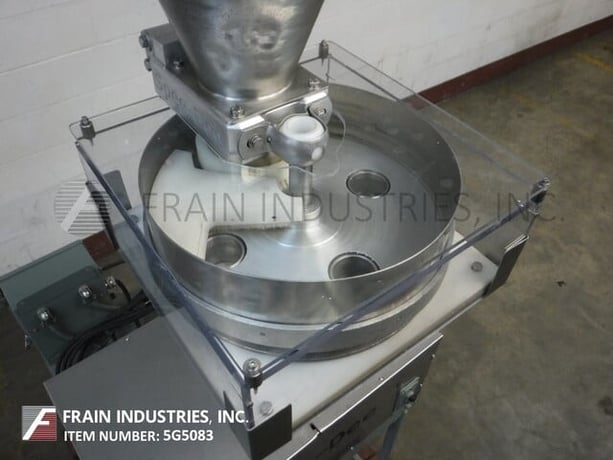 Spee Dee #CBE-4, 4 pocket volumetric filler, 6-48 indexes per minute, with 18" ID x 22" deep Stainless Steel - Image 2