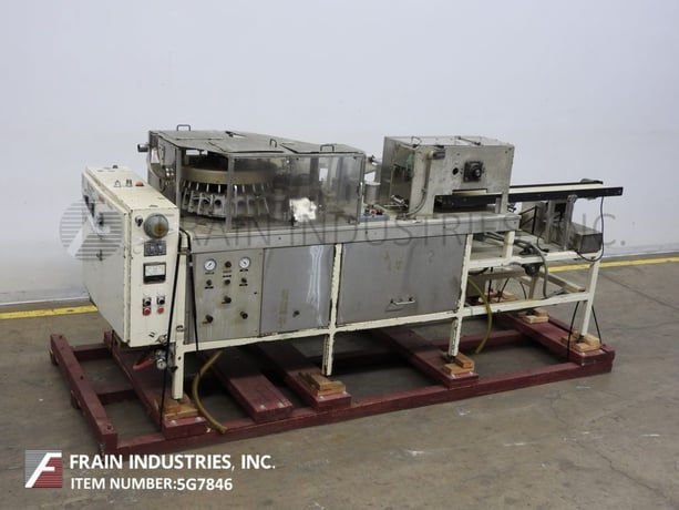 Cloud Packaging Equipment #SC24, horizontal, Stainless Steel, continuous motion, form / fill / seal machine - Image 1