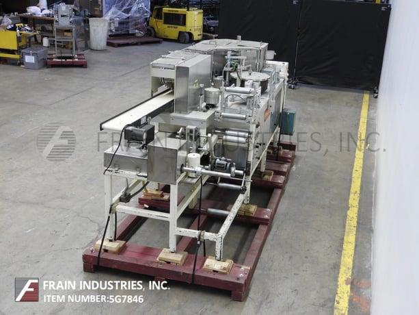 Cloud Packaging Equipment #SC24, horizontal, Stainless Steel, continuous motion, form / fill / seal machine - Image 4