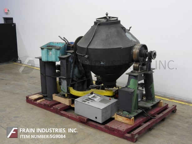 25 cu.ft. Patterson #Thoroblender, double cone, 304S/S, jacketed vacuum drying blender, 17-1/2" bolt down - Image 1