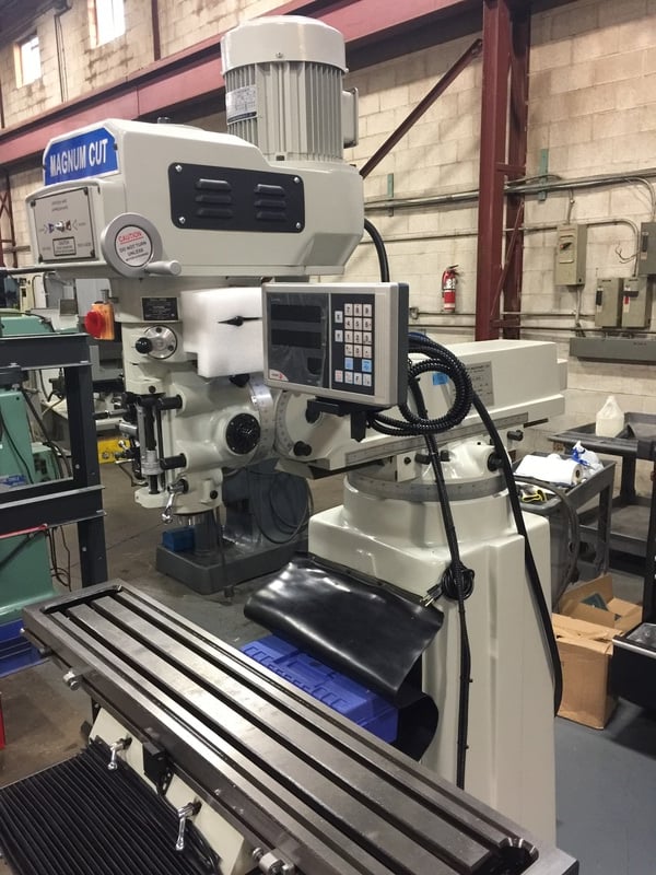 Magnum-Cut #3VS, vertical milling machine, 10" x54" table, 3 HP, one shot lube, new - Image 4