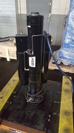 11 KIP (50 kn), MTS #248.05, hydraulic actuator - Image 2