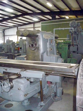 Kearney & Trecker #4CK, horizontal milling machine, 18" x90" table, 25 HP, vertical head, coolant - Image 3