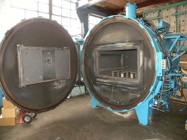 48" width x 48" D x 24" H, Surface Combustion, 2 bar, electric, 2400°F., front load - Image 2