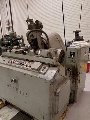Pfauter #P-160, horizontal gear hobber, 7" dia., 14" hob length, heavy duty splines, 6 DP - Image 2