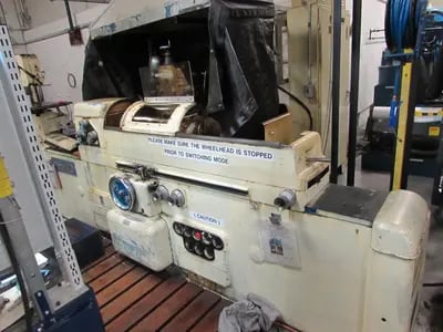 Matrix #46, universal external thread grinder, w/filtration unit, change gears tool - Image 8