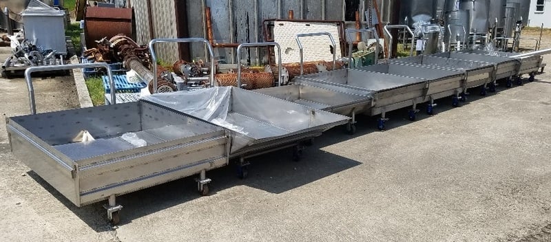 125 gallon Stainless Steel sanitary cart/tote/tank, 16 cu.ft., portable carts w/ wheels, 45" x 54" x 12" D - Image 1