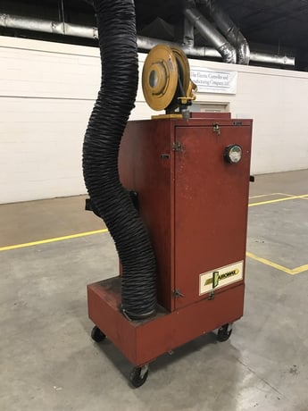 Airomax #RM2502 fume collector, free standing, dry type w/duct, s/n 1090-11766-01 - Image 1