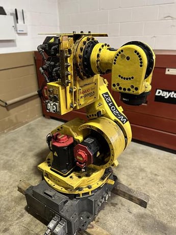 Fanuc, R-2000iA/165CF, 6-Axis CNC robot, RJ3iB controller, 165 max kg, 2002, #103829 - Image 4