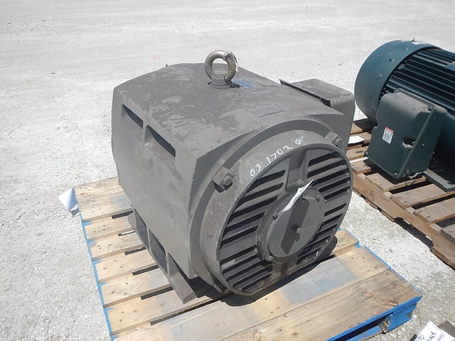 350 HP 1800 RPM Toshiba, Frame 315M, Drip-Proof Ball Bearing, 2300/4160 Volts, New Surplus - Image 2