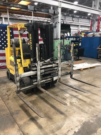 5500 lb. Hyster #S80XM-BCS, 48" forks, 176" lift, cascade sgl-dbl pallet handler, #10747 - Image 3