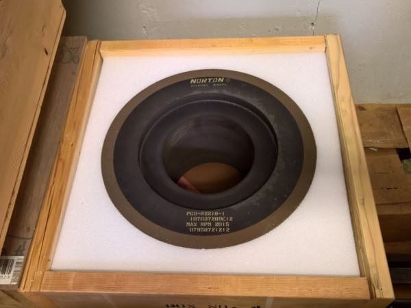 Norton #110C, Grit Diamond (SMD) Wheel, NIB, 9A1A 18 X 10 X 8, (5 available), #47378 - Image 1