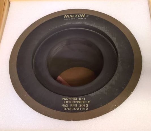 Norton #110C, Grit Diamond (SMD) Wheel, NIB, 9A1A 18 X 10 X 8, (5 available), #47378 - Image 2