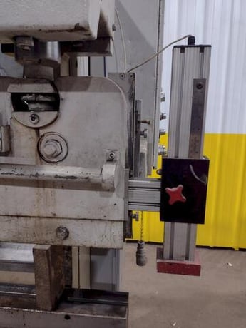 55 Ton, Pacific #J55-10, 10' overall, hydraulic press brake, #10653 - Image 9