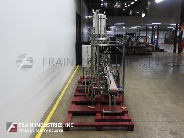 E-Pak, 6 head, inline, Stainless Steel, positive displacement filler, with 19' x 7-1/2" delran container - Image 3