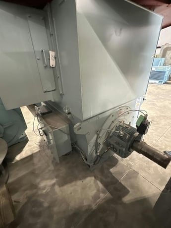 1400 HP 1200 RPM Hyundai, Frame 400, weather protected enclosure type 2, 4160 Volts, new - Image 2