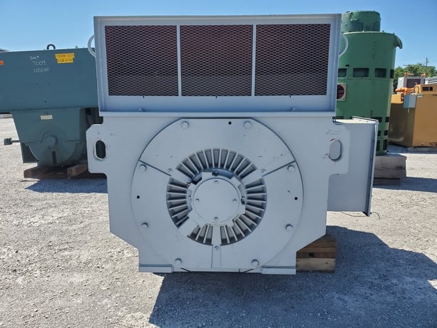 400 HP 507 RPM Toshiba, Frame 400T, weather protected enclosure type 2, new surp, 4160V., TIKE-DCK11 - Image 4